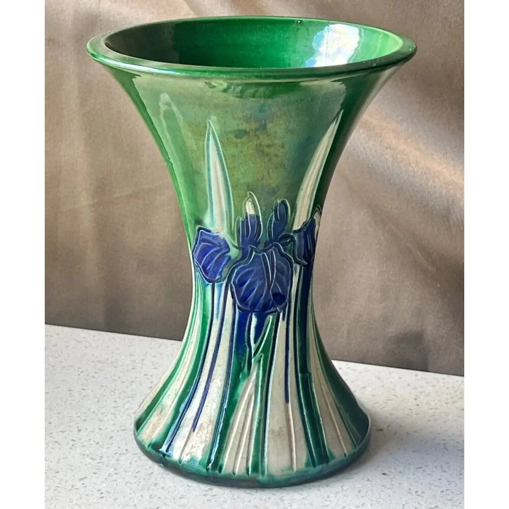 Awaji Green Ceramic Vase With Blue Iris Motif 6